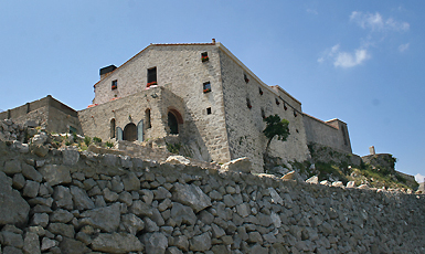 Mare de Déu del Mont, Albanyà